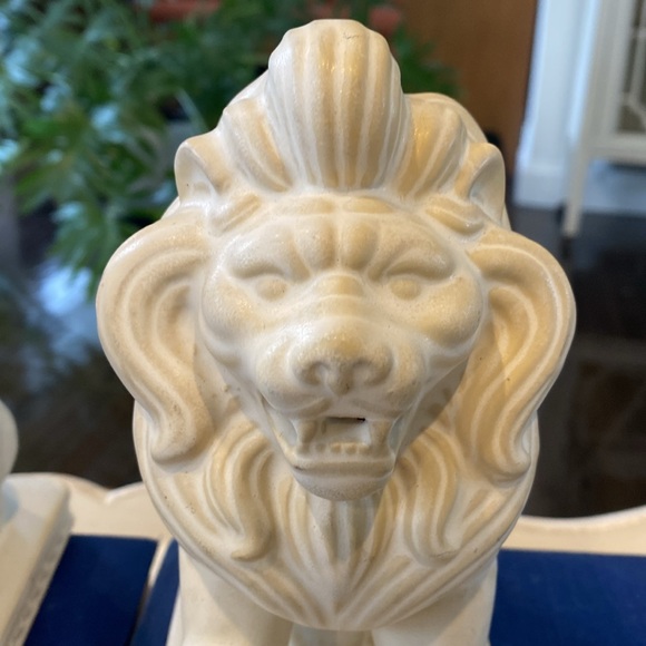 Vintage Chinese Foo Dog Ceramic Bisque Statues - Bookends - Shelf Decor - Picture 9 of 13